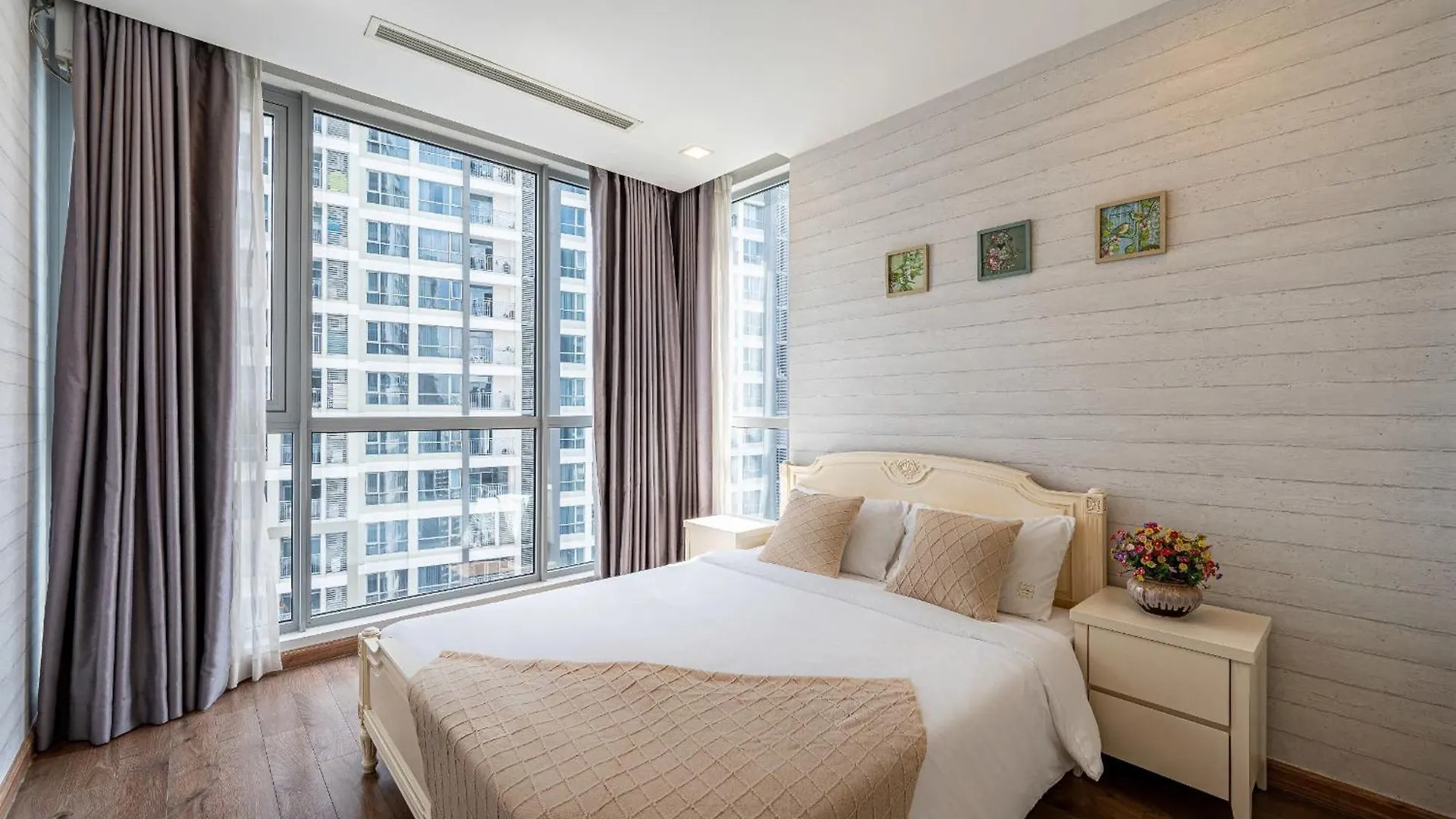 Urban Zen Saigon - Vinhomes Landmark 81 Ho Chi Minh City