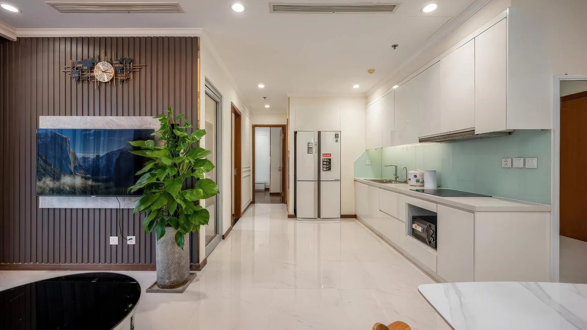 Urban Zen Saigon - Vinhomes Landmark 81 Ho Chi Minh City