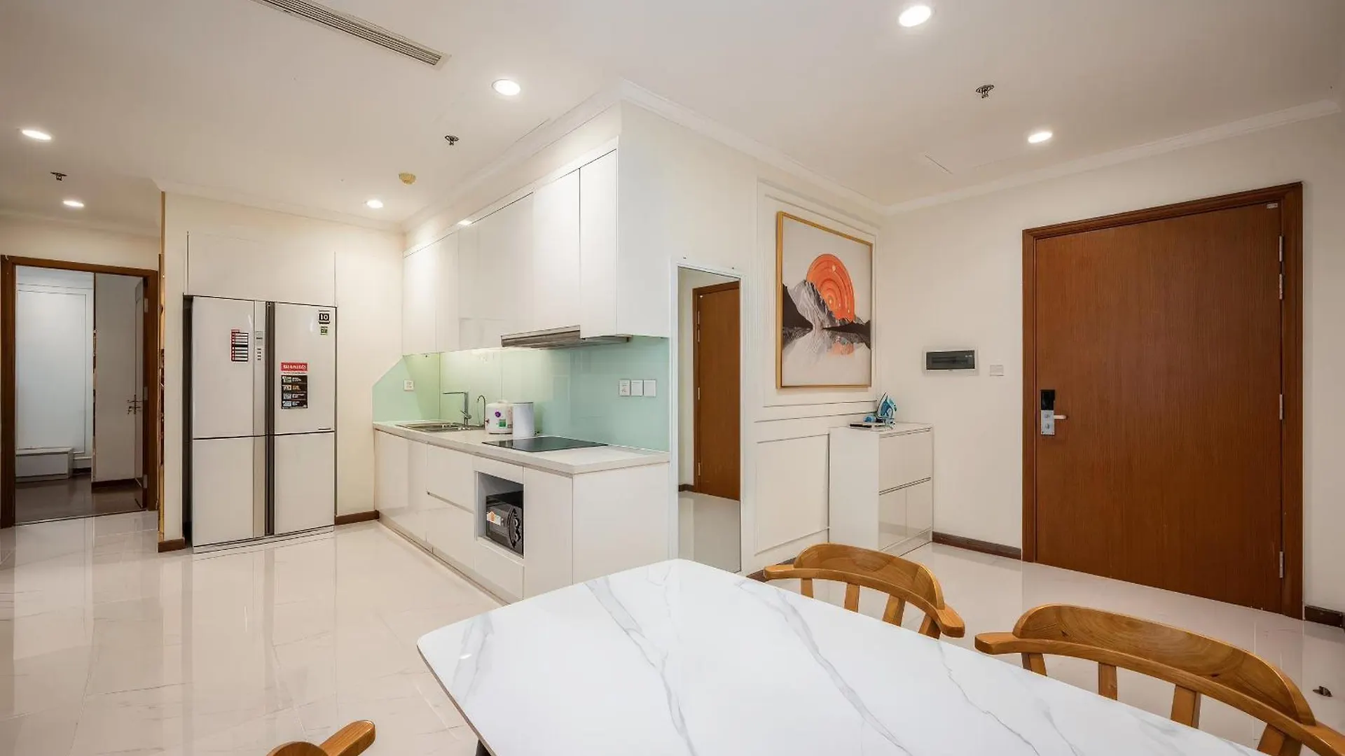 Apartment Urban Zen Saigon - Vinhomes Landmark 81 Ho Chi Minh City