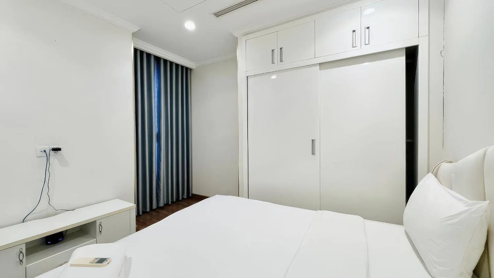 Apartment Urban Zen Saigon - Vinhomes Landmark 81 Ho Chi Minh City
