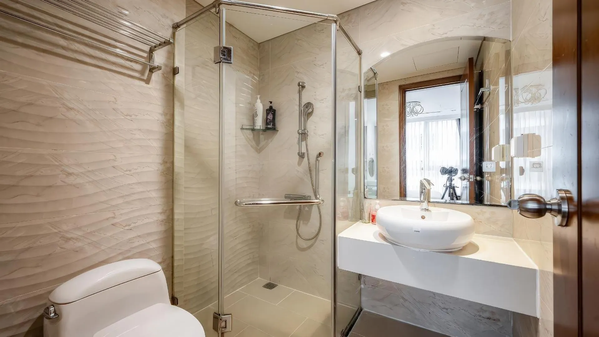 Apartment Urban Zen Saigon - Vinhomes Landmark 81 Ho Chi Minh City Vietnam