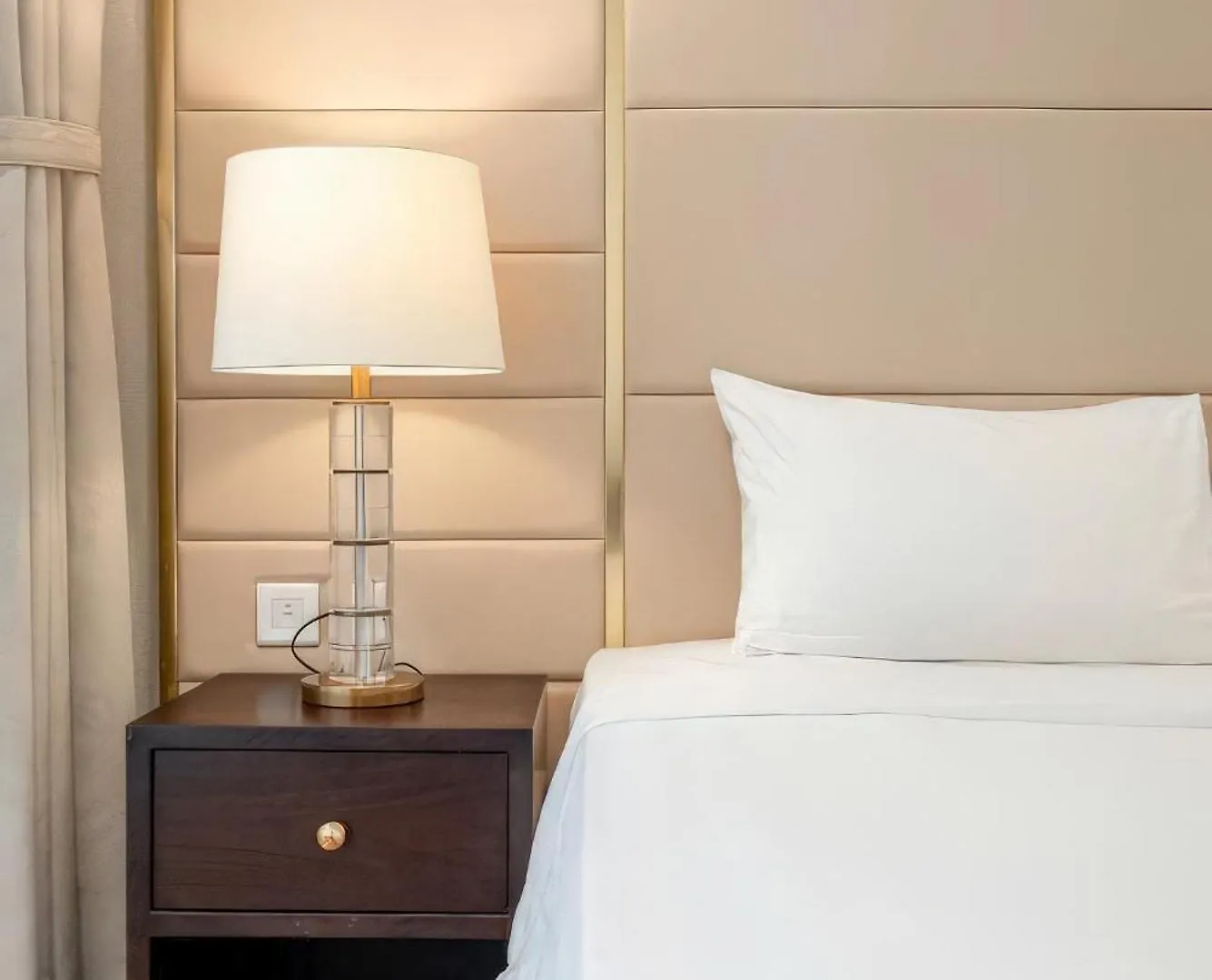 Apartment Urban Zen Saigon - Vinhomes Landmark 81 Ho Chi Minh City