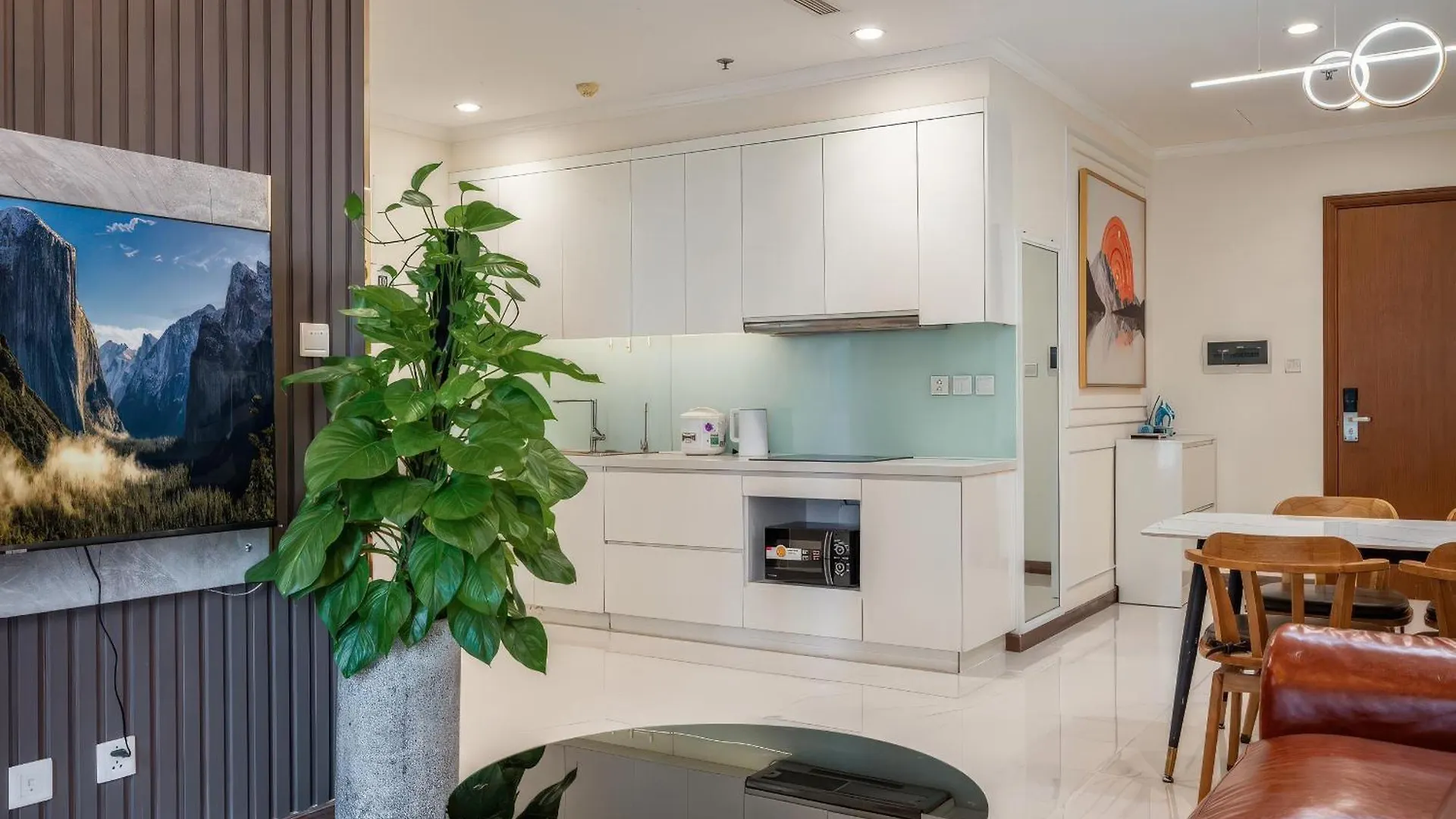 Urban Zen Saigon - Vinhomes Landmark 81 Ho Chi Minh City