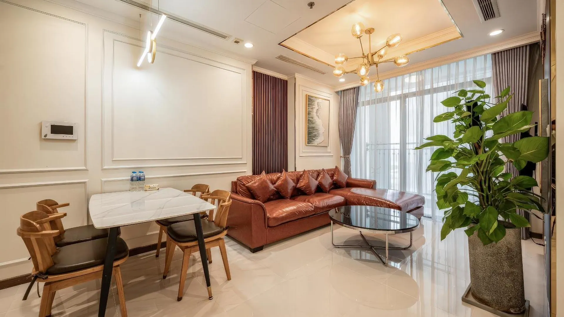 Urban Zen Saigon - Vinhomes Landmark 81 Ho Chi Minh City Apartment